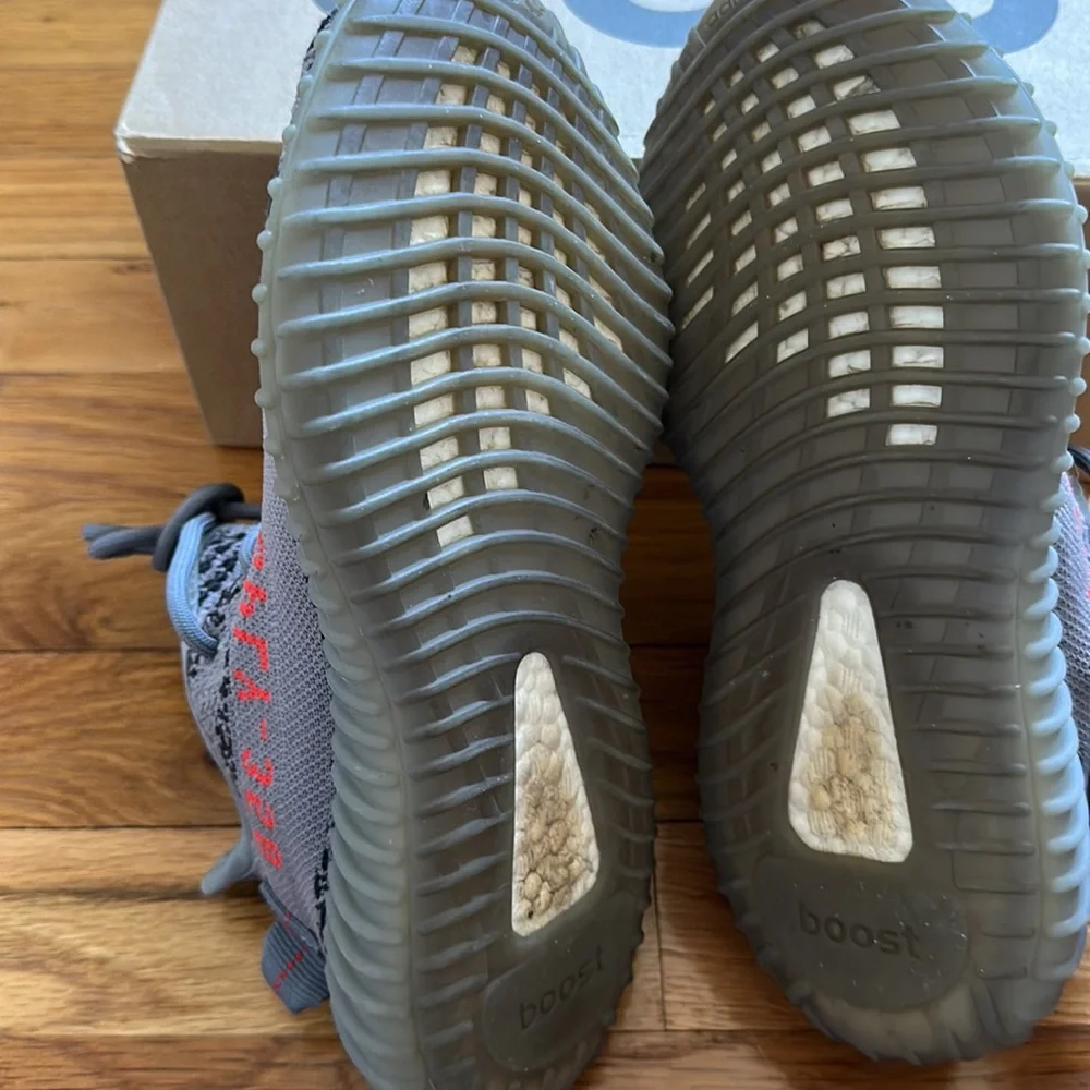 Authentic YEEZY BOOST 350 V2 'BELUGA 2.0 - Picture 6 of 9